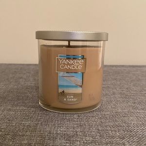 2 Yankee Candles
